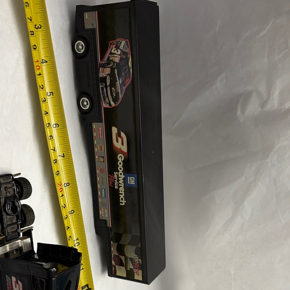 Diecast Trailer Hauler #3 Dale Earnhardt Goodwrench Racing - NASCAR - Picture 8 of 14